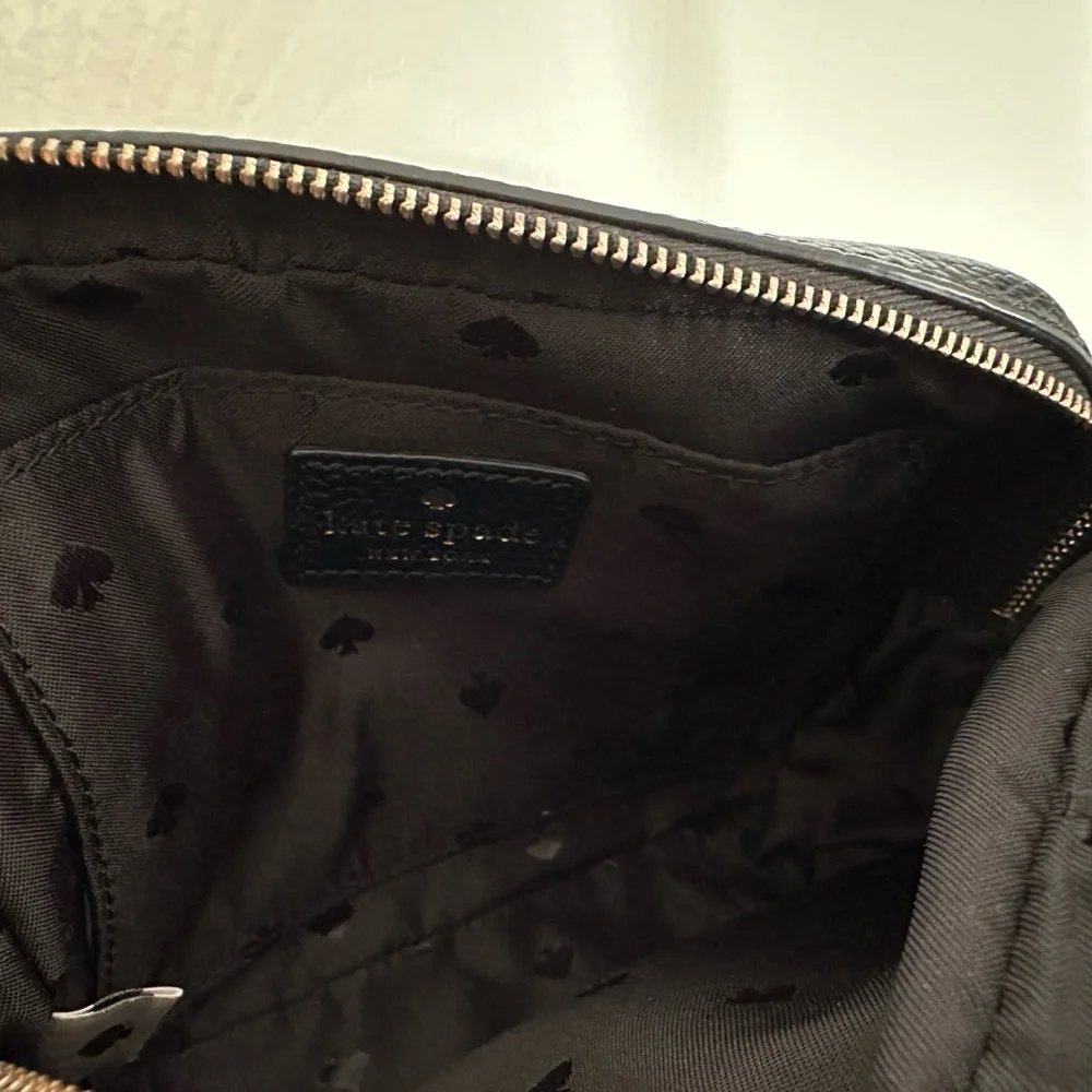 Black Leather Crossbody Bag - Picture 4 of 6